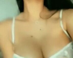 Sexy Latina Snapchat slut