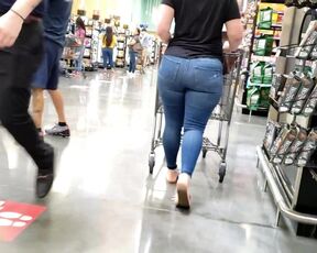 Candid 2 - Big Butt Pawg Milf