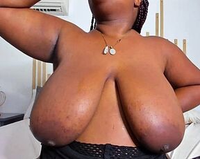 Ebony.BBW.Boobs