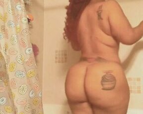 Thick Ass Redbone Shower Striptease