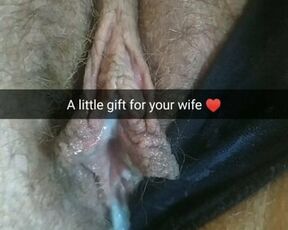 Stranger cums on my wife’s pussy! She brings this home afterwards!