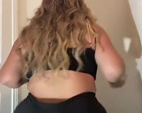 Sexy BBW bootle