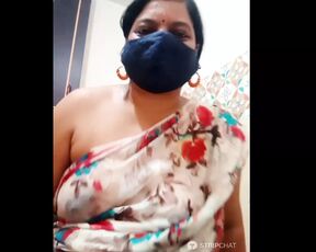 Desi Indian mallu aunty