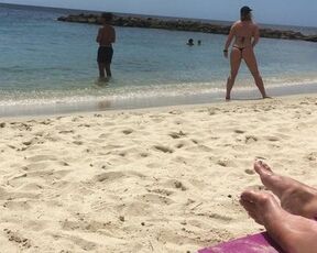 beach voyeur teen