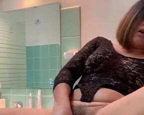 Andreia in Bathroom masturbate