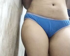 Hot newly married wife new saabun s dhoye chuchi hot indian desi wife