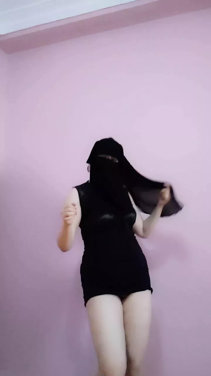 dance arab muslim hot and sexy