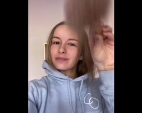 19 Year old Girl Fingered on Tiktok