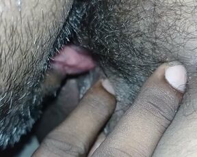 Sri Lanka hairy pussy licking