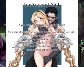 Slutty egirl spanks herself while doing Lux support challenge